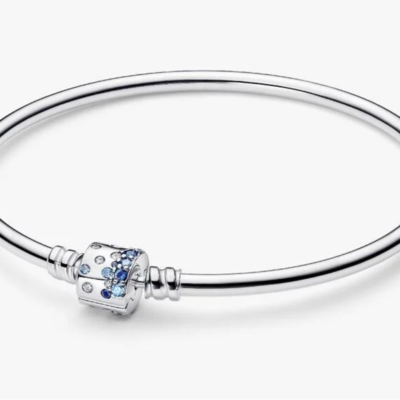 Pandora Jewelry - PandoraStudded Clasp & Chain Bracelet
Product number: 593681C00-17
Size: 6.7 In